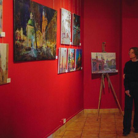Art Inn Space Krasków Eksteriør bilde