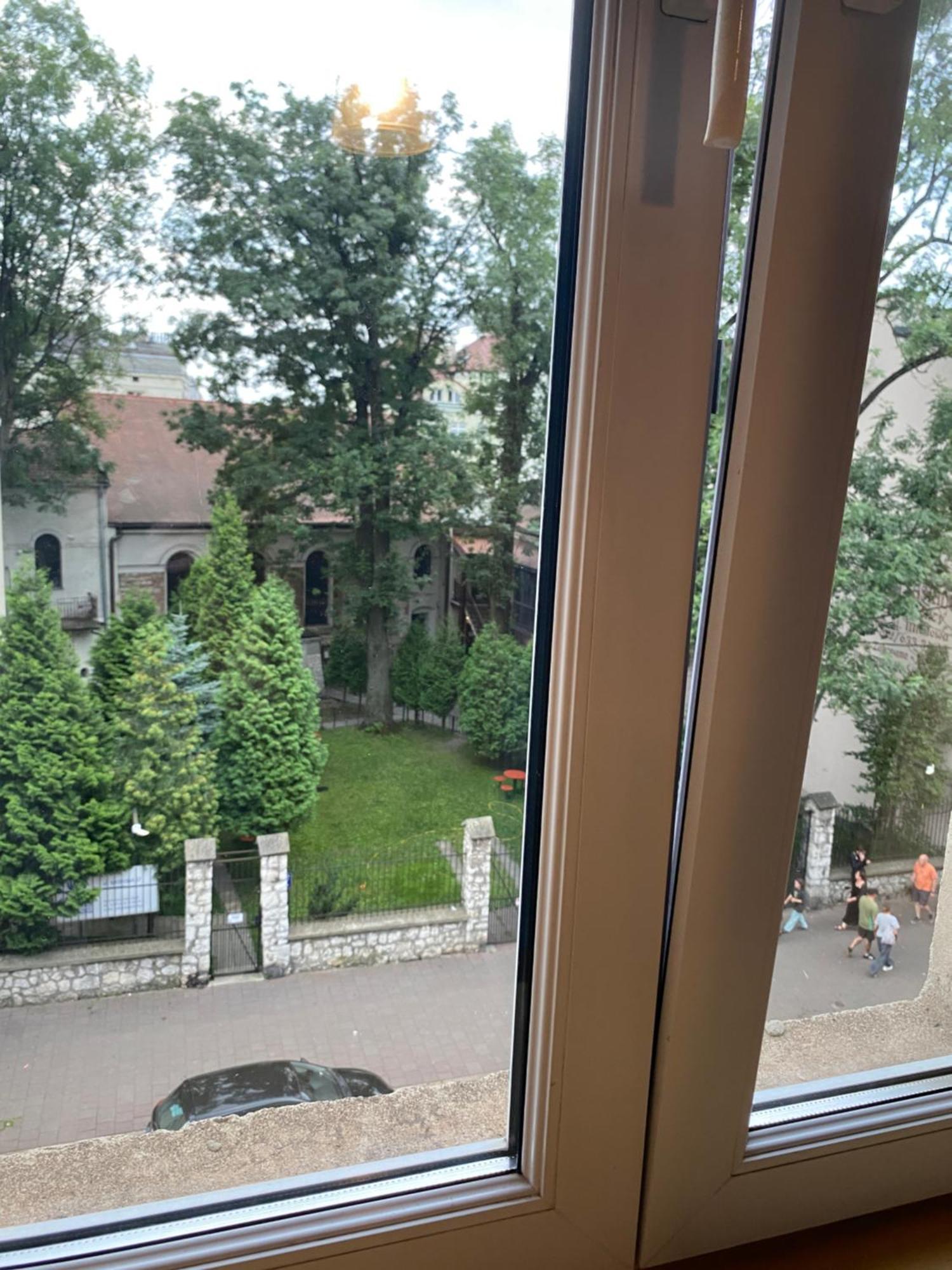 Art Inn Space Krasków Eksteriør bilde