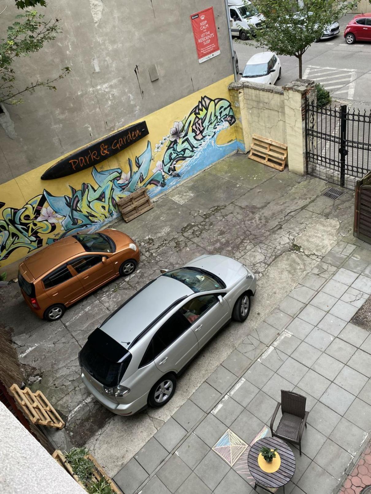 Art Inn Space Krasków Eksteriør bilde