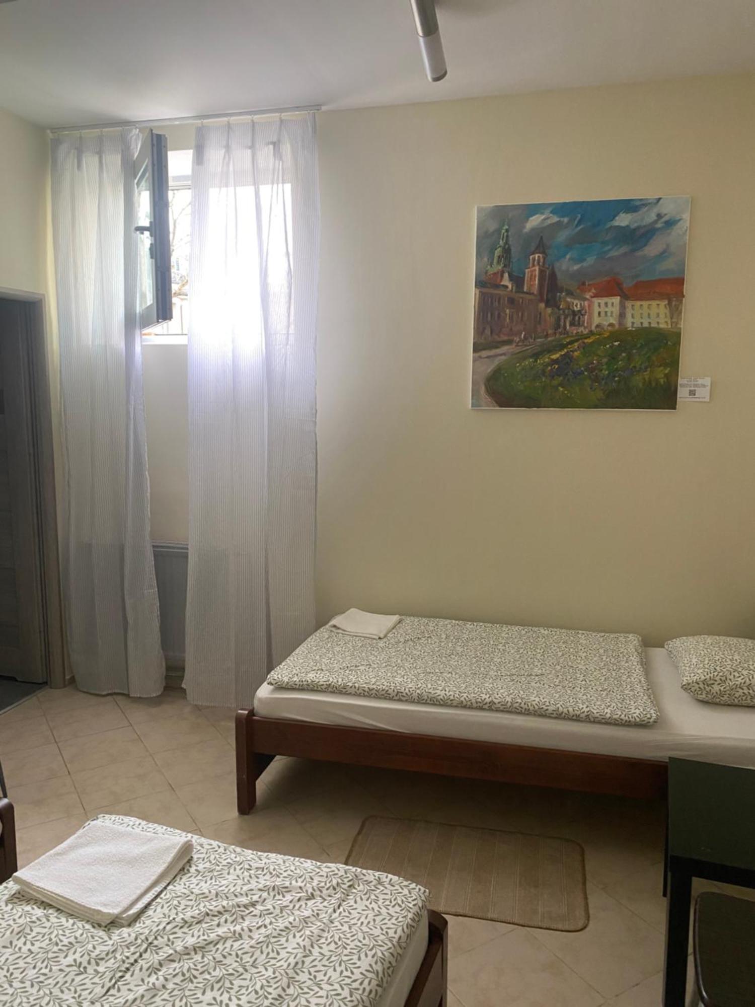 Art Inn Space Krasków Eksteriør bilde